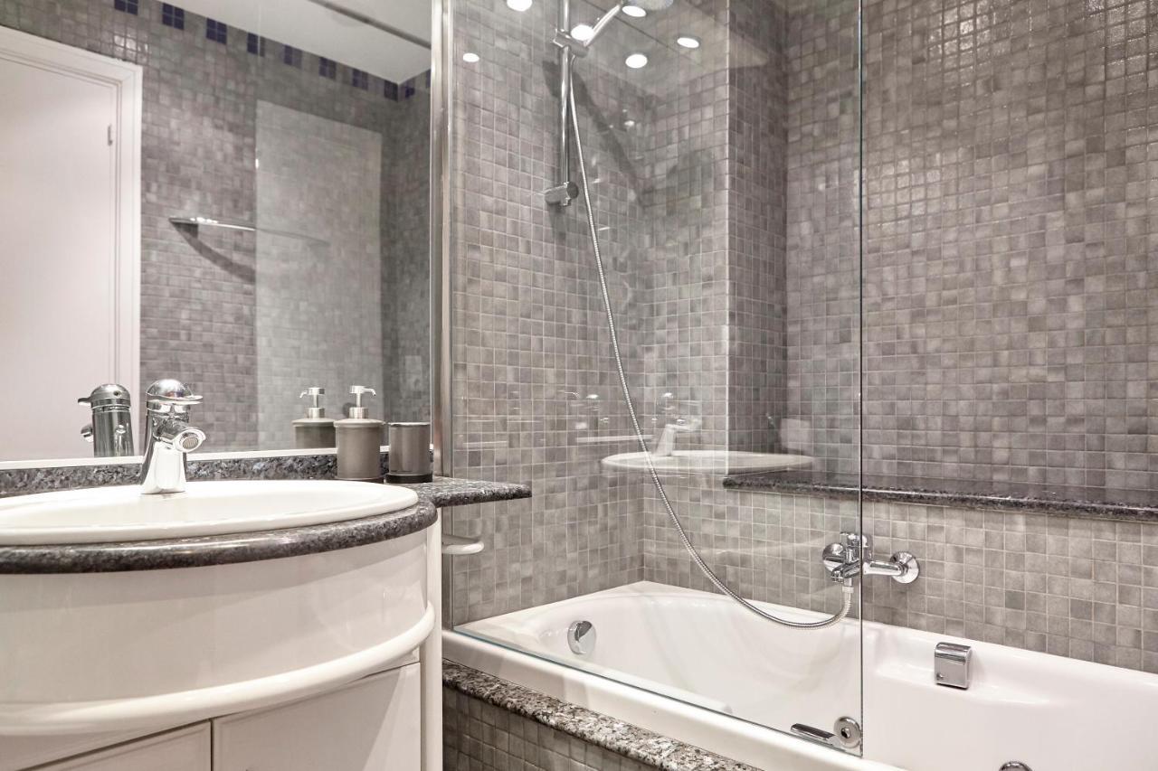 Salaberria Apartment With Private Garage サン・セバスティアン エクステリア 写真