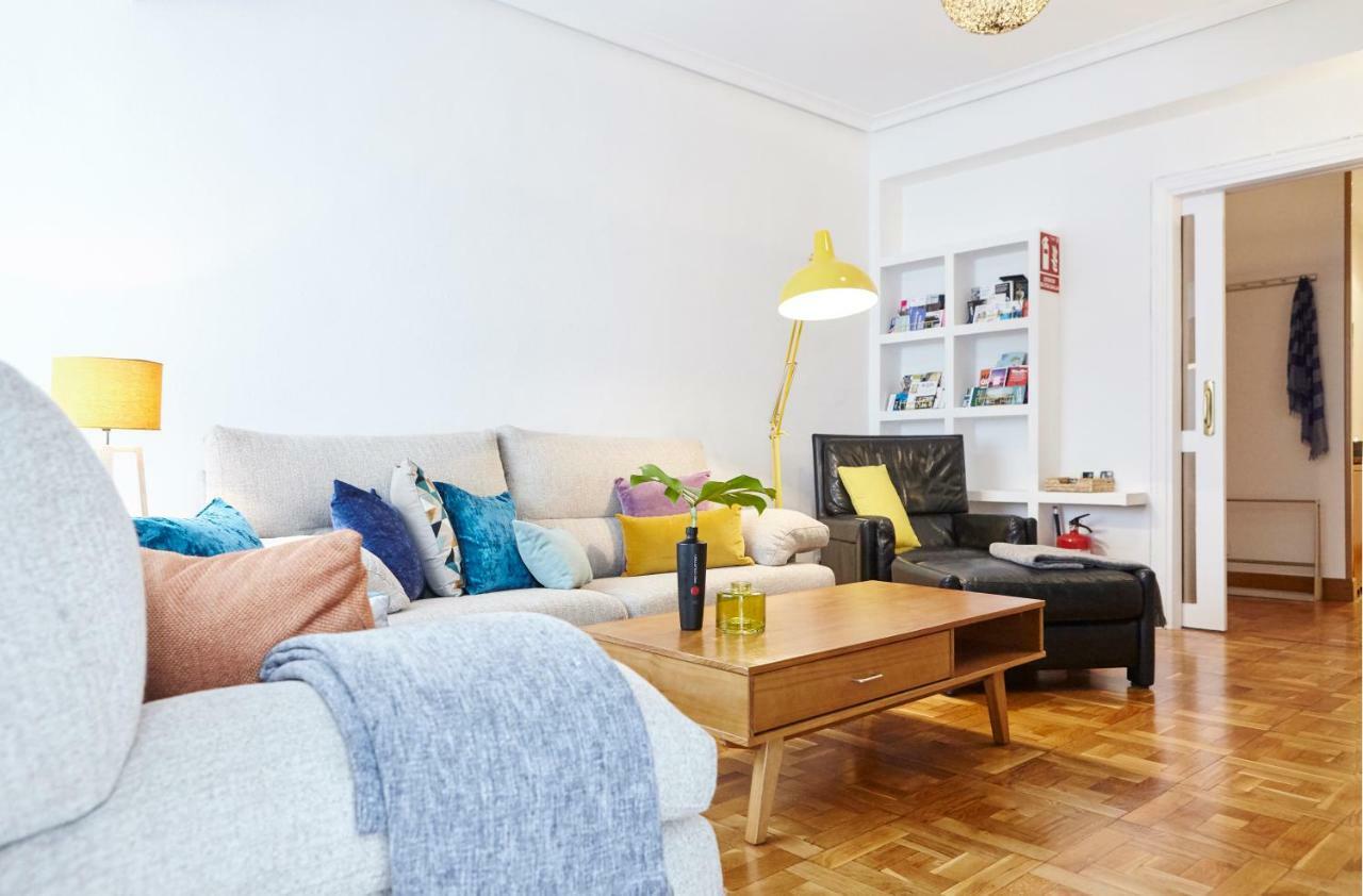 Salaberria Apartment With Private Garage サン・セバスティアン エクステリア 写真